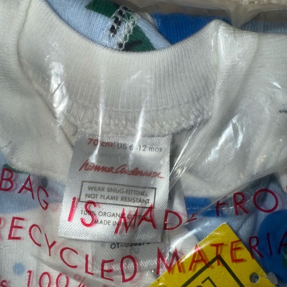 Hanna Anderson Kissy Kissy Little Me Holiday Christmas Pajamas onesies 6-12 mo - Picture 13 of 15